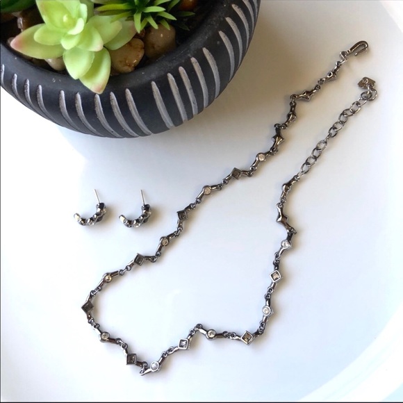 Swarovski Grey Crystal Necklace & Earrings - Picture 8 of 8